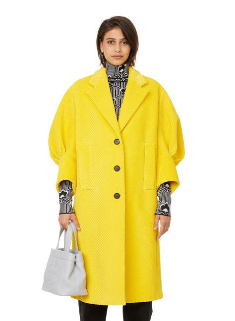 prada manteau